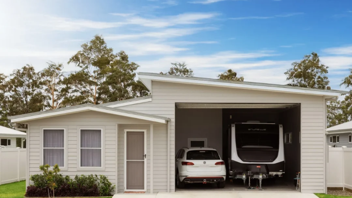Featured Gallery Image for The Avery with RV Garage