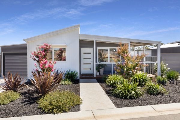 The Jasper – Lot 232 Image