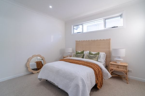 The Asher – Lot 225 Image 1