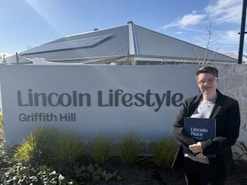 Cate Catanzariti Lincoln Lifestyle Griffith Hill