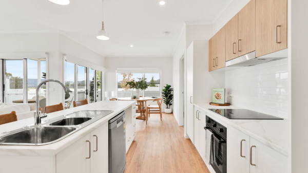 The Argyle with RV garage – Lot 104 Image 2