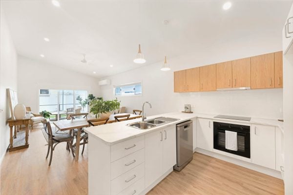 The Murphy – Lot 69 Image 2