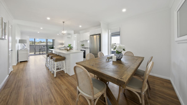 The Eames – Lot 160 Image 1