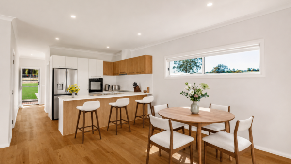 The Merrick – Lot 84 Image 1