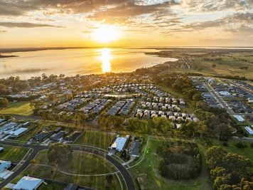 Lincoln Lifestyle Eagle Point Clubhouse