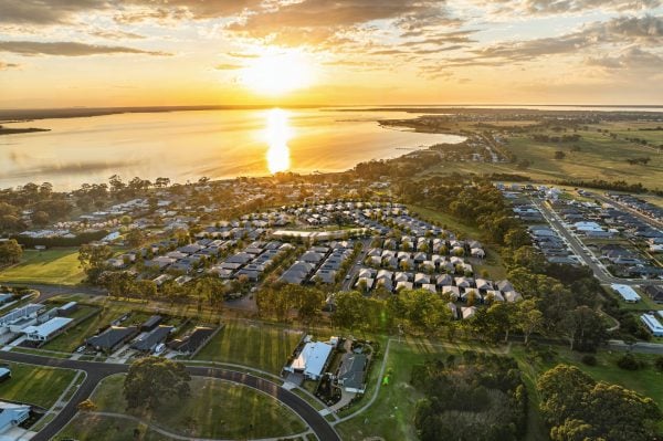 Lincoln Lifestyle Eagle Point Clubhouse